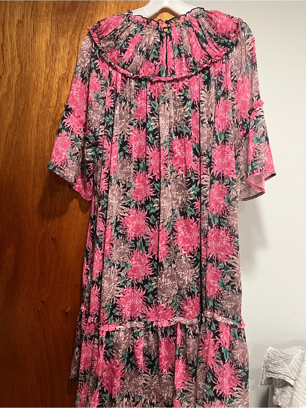 Floral Ruffle Dress - Picture 8 of 9